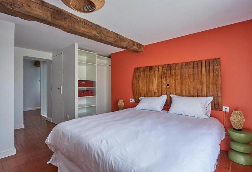 带露台的标准房间, Le Repaire Lagardère