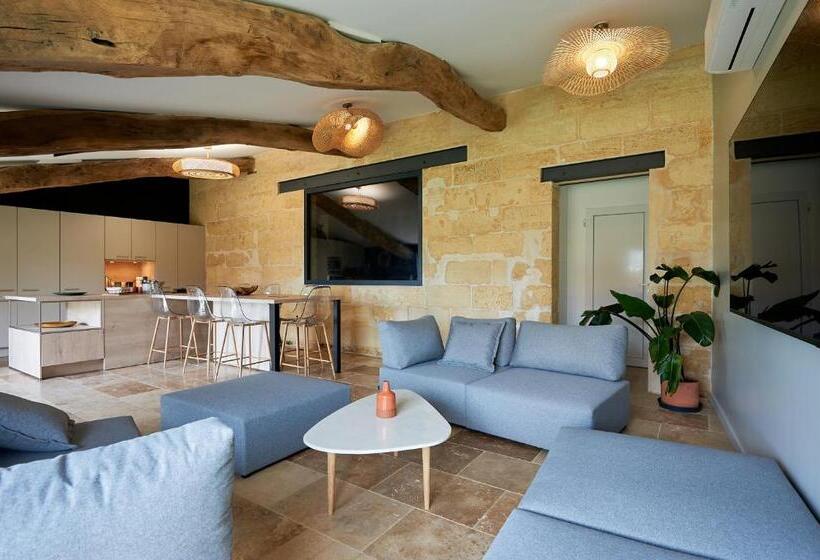 带露台的标准房间, Le Repaire Lagardère