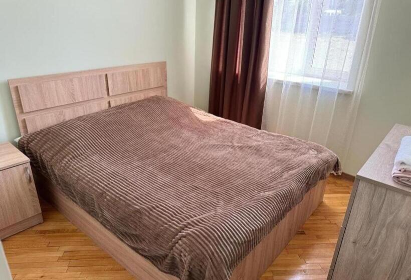 اتاق لوکس, Bank