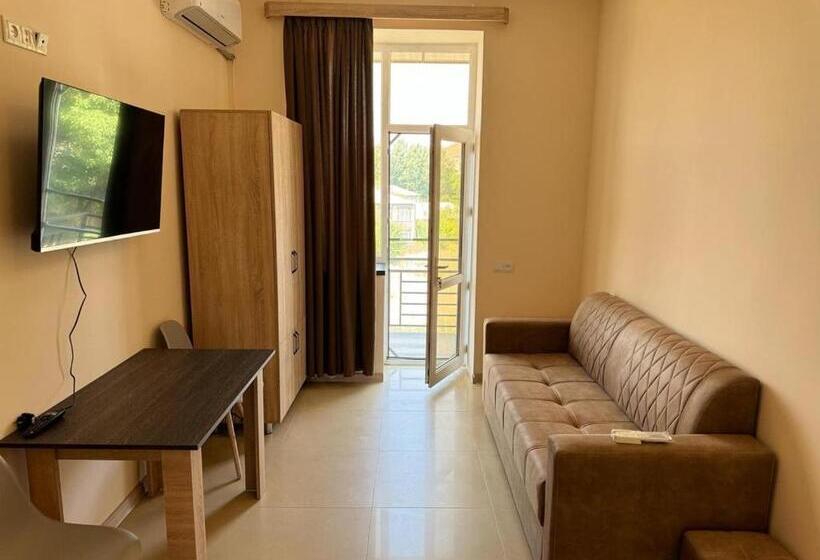 اتاق اکونومی, Bank