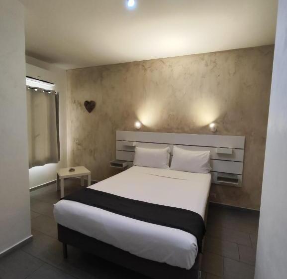 غرفة قياسية سرير كينج, Living