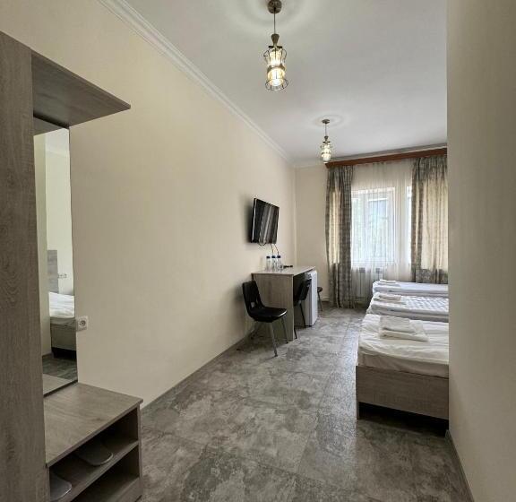 Трехместный Номер Superior, Oasis