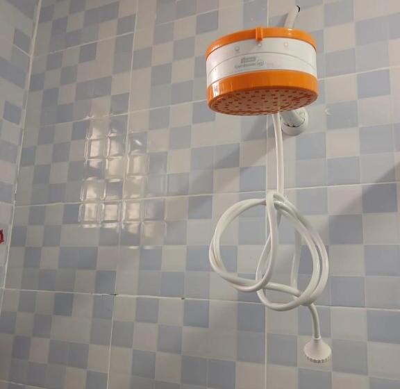 חדר דלוקס, The Grand Alton Resort Kisumu