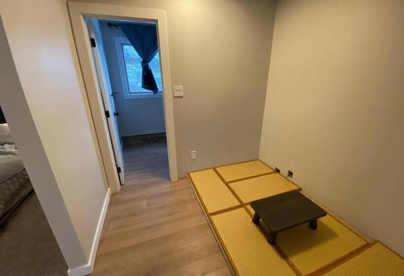 خانه 1 خوابه, Close To Whyte University New Reno King