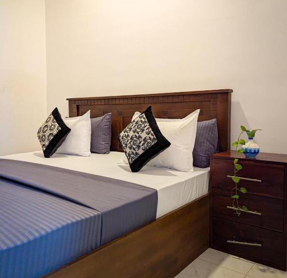 Номер Economy, Airpot Hotel By Cmb Apartments