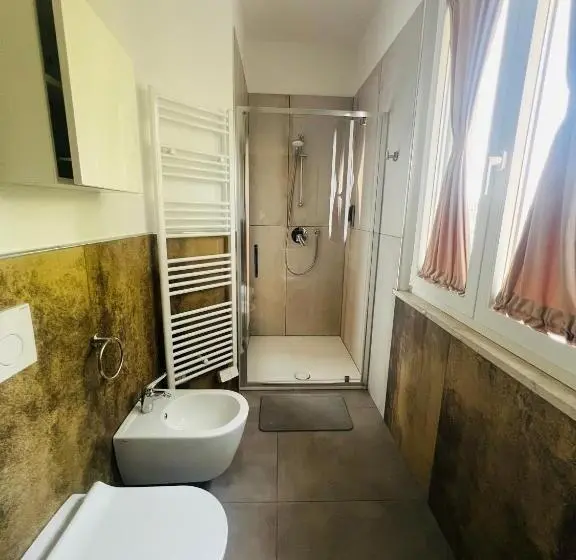 バルコニー付きスタンダードルーム, B&b Rifugio Degli Artisti   Themed Rooms