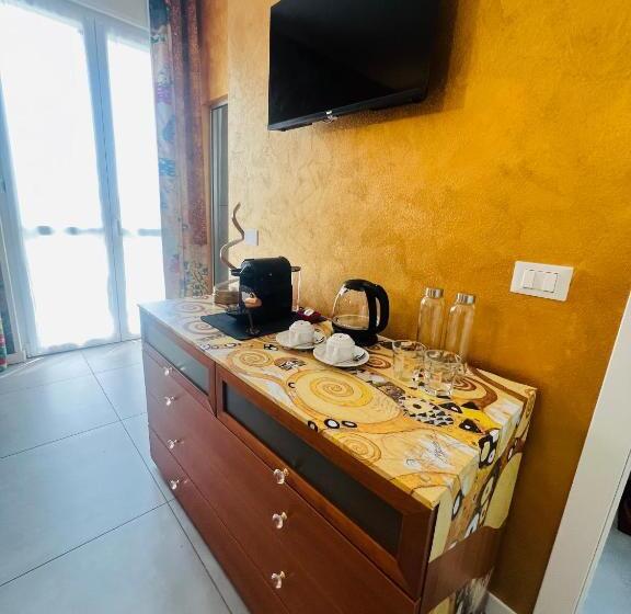 חדר סטנדרט עם מרפסת, B&b Rifugio Degli Artisti   Themed Rooms