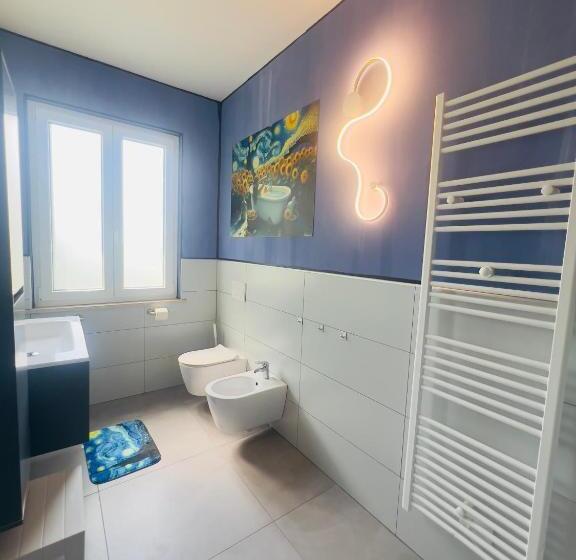 חדר סטנדרט לשלושה עם נוף לגינה, B&b Rifugio Degli Artisti   Themed Rooms