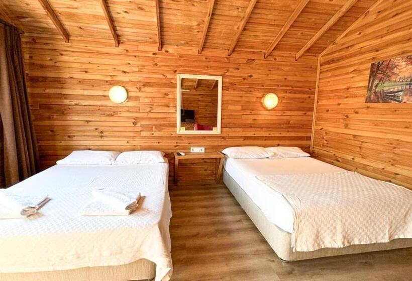 חדר משפחתי, Gaia Bungalow