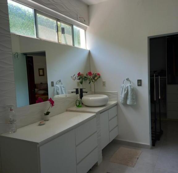 آپارتمان 3 خوابه, Casa Muy Cómoda Santa Cruz