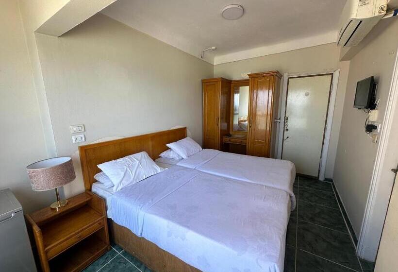 اتاق اکونومی, Cleopatra Hotel Alexandria   Families Only