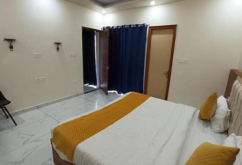 豪华房间, Fabhotel Hari Rudra Inn