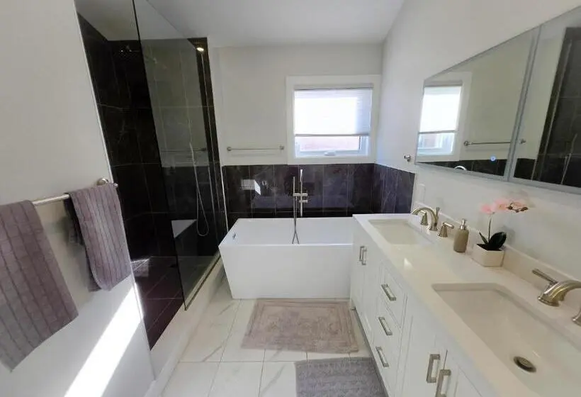 プレジデントスイートルーム, Byward Market Luxury Guesthouse