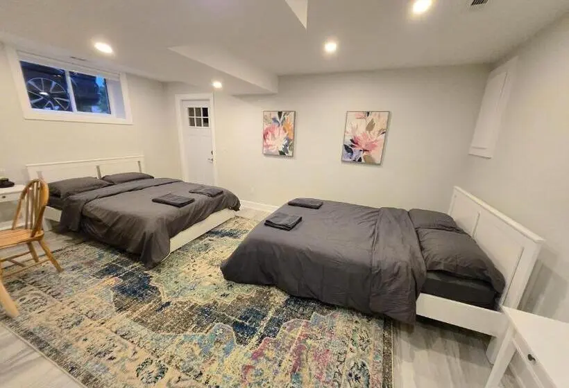 デラックススタジオ, Byward Market Luxury Guesthouse