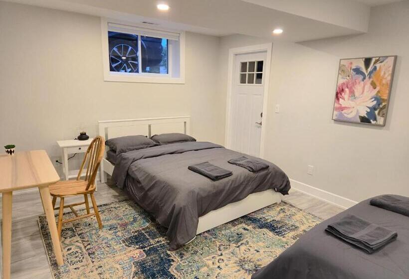 デラックススタジオ, Byward Market Luxury Guesthouse