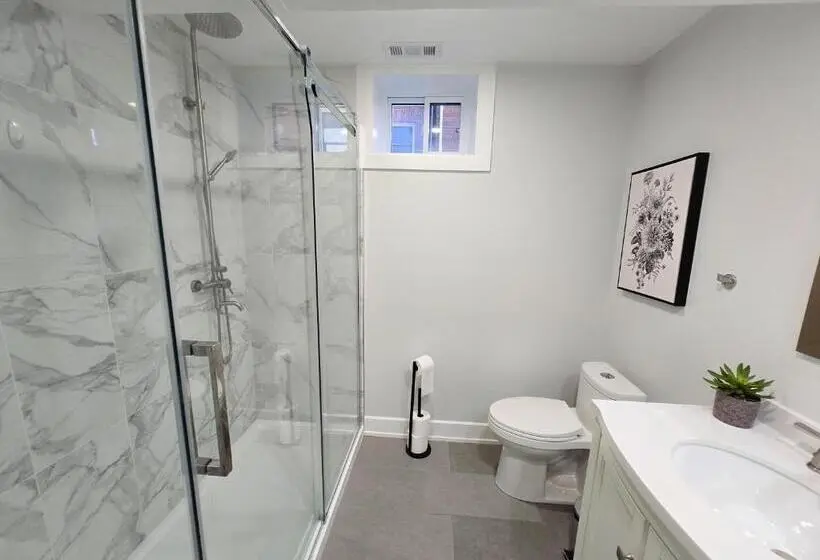 デラックスファミリールーム, Byward Market Luxury Guesthouse