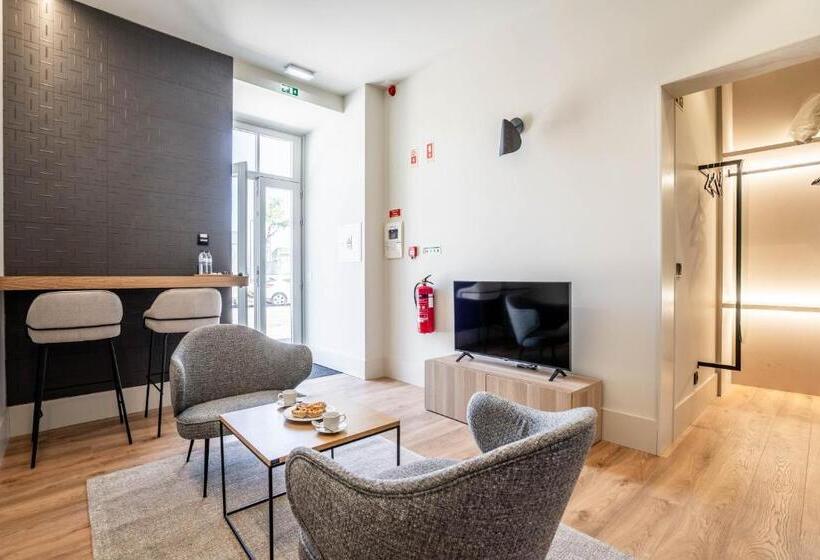 1 Bedroom Apartment River View, Gigantones Guesthouse