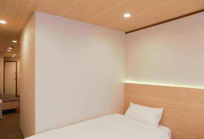 标准三人间, Oyasumi Ice&