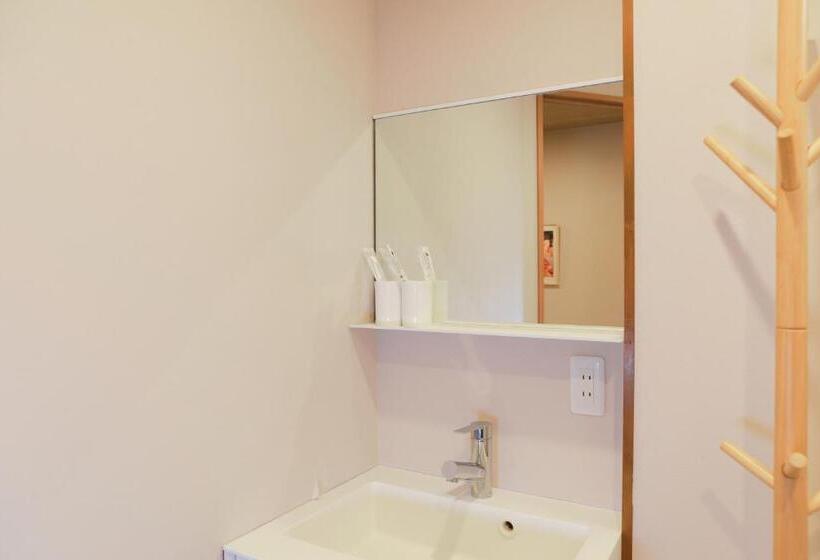 标准三人间, Oyasumi Ice&