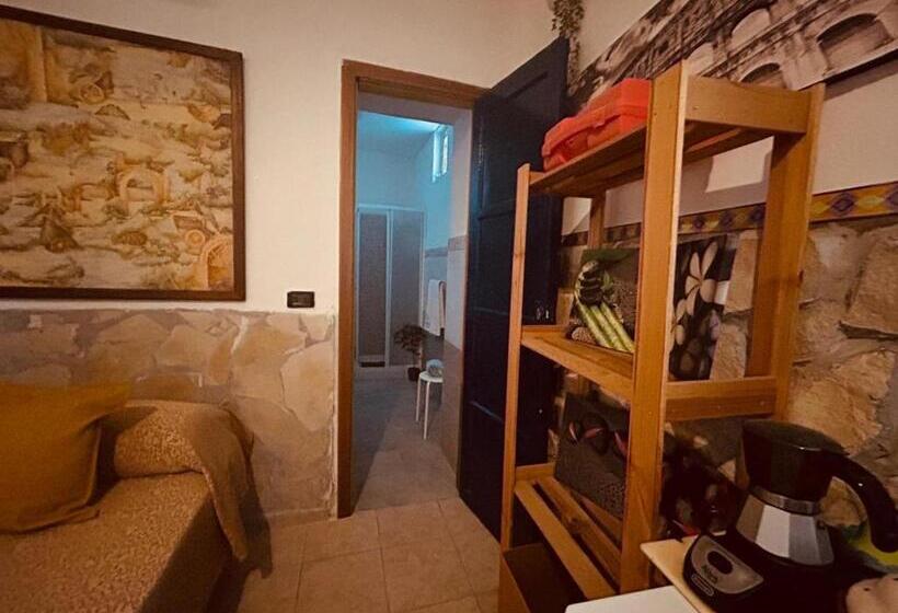 اتاق استاندارد, Sicily Summer