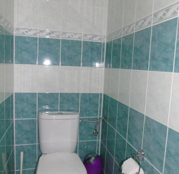 스탠다드 트리플 룸, Toris Inn