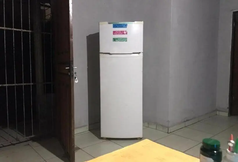 スタンダードルーム, Quarto Com Café Da Manhã ótima Localização