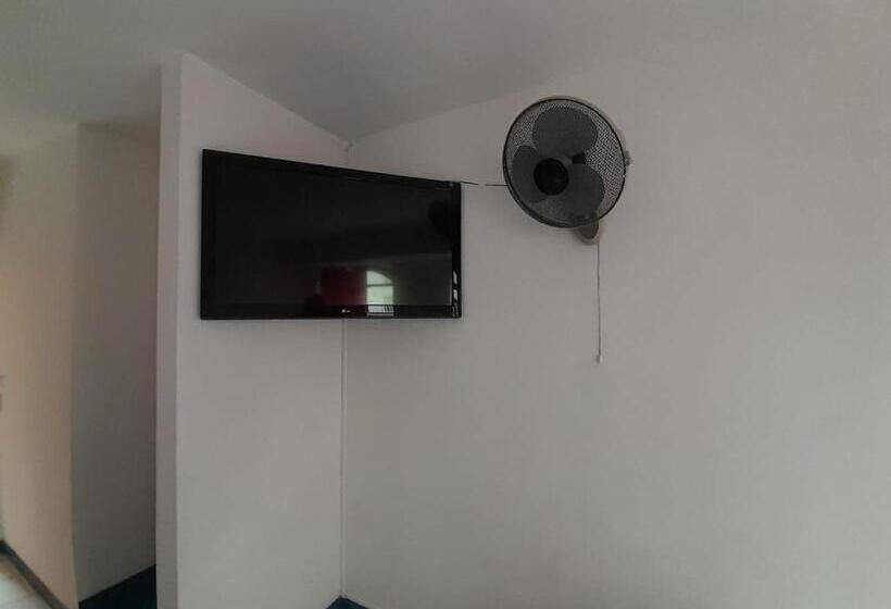 Трехместный Номер Комфорт, La Bella Villa Medellin