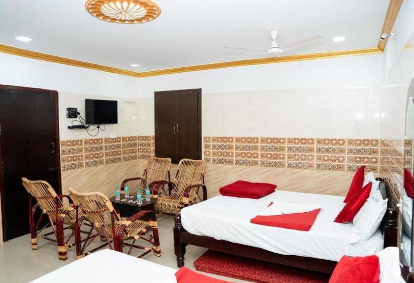 חדר משפחתי דלוקס, Sri Vinayaga Residency