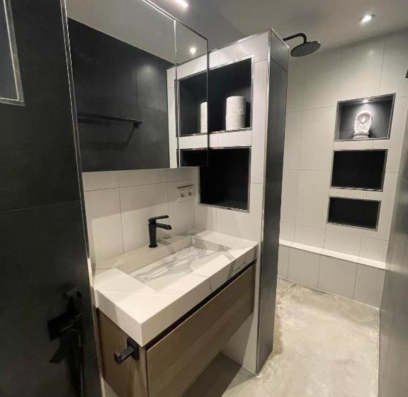 اتاق استاندارد, Namaste B&b Wellness & Design