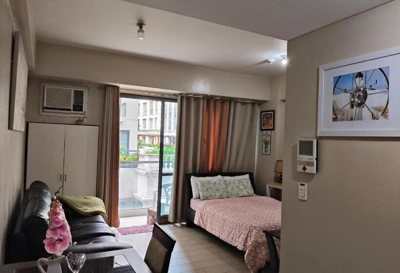 חדר סטנדרט עם מרפסת, Ldn Secret Crib 2f Newport City