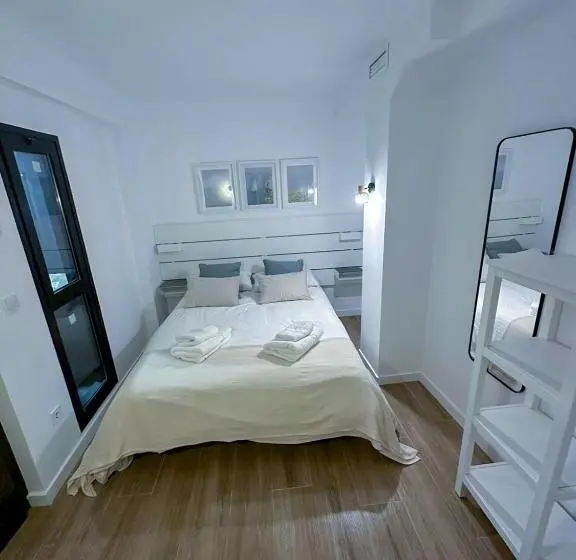 اتاق استاندارد برای معلولان, Zur Boutique Hostel