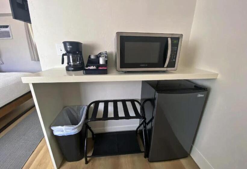 Стандартный Номер Кровать Кинг, 89 & Nine Motel