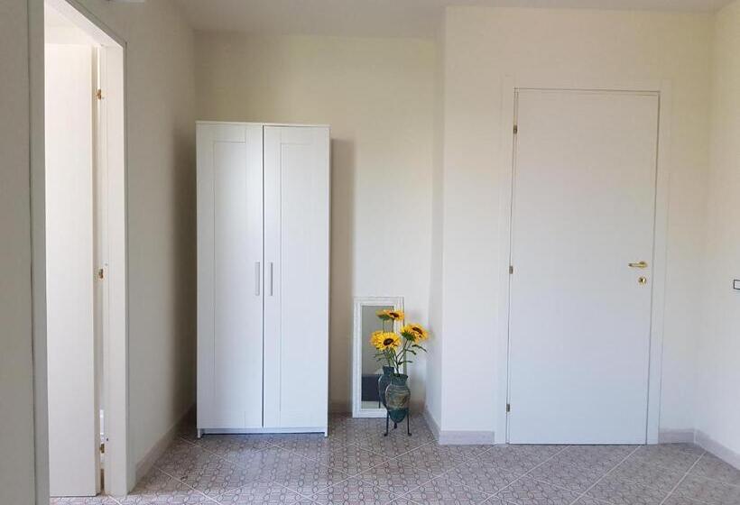 חדר סטנדרט עם מיטת קינג, B&b Eboli