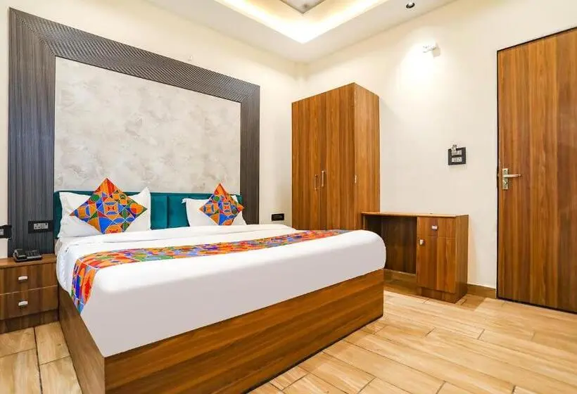 Chambre Deluxe, Fabhotel Vasudha