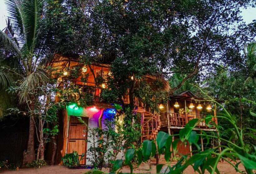 Номер Стандарт Вид на Сад, Banda Eco Villa