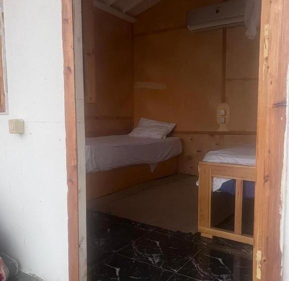 اتاق استاندارد با چشمانداز دریا, The Bedouin Life With Eid Ali