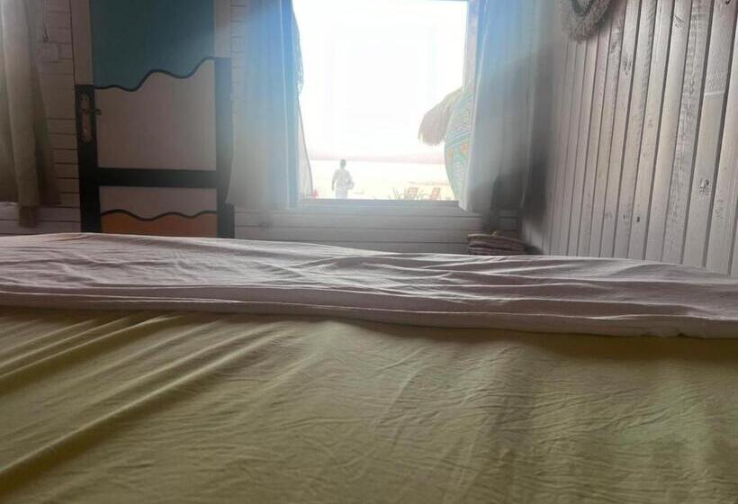 Deluxe Suite Sea View, The Bedouin Life With Eid Ali