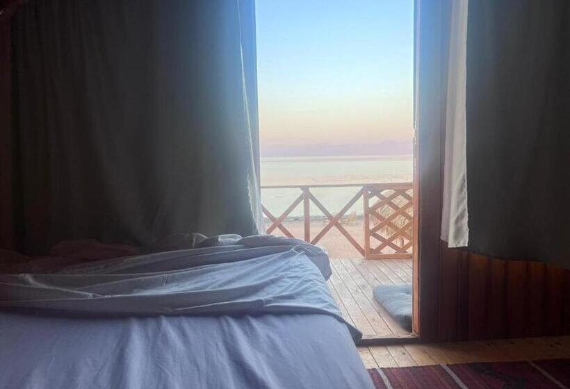 Deluxe Suite Sea View, The Bedouin Life With Eid Ali