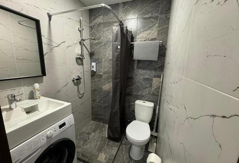 آپارتمان سوپریور 1 خوابه, Imperia