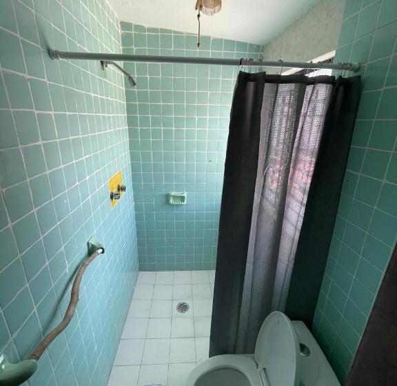 标准间, Casa Jaguares