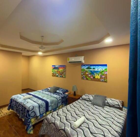 سوئیت با بالکن, Granados Guest House