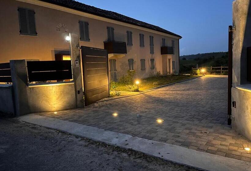 デラックスルーム, Vin Dell Olmo