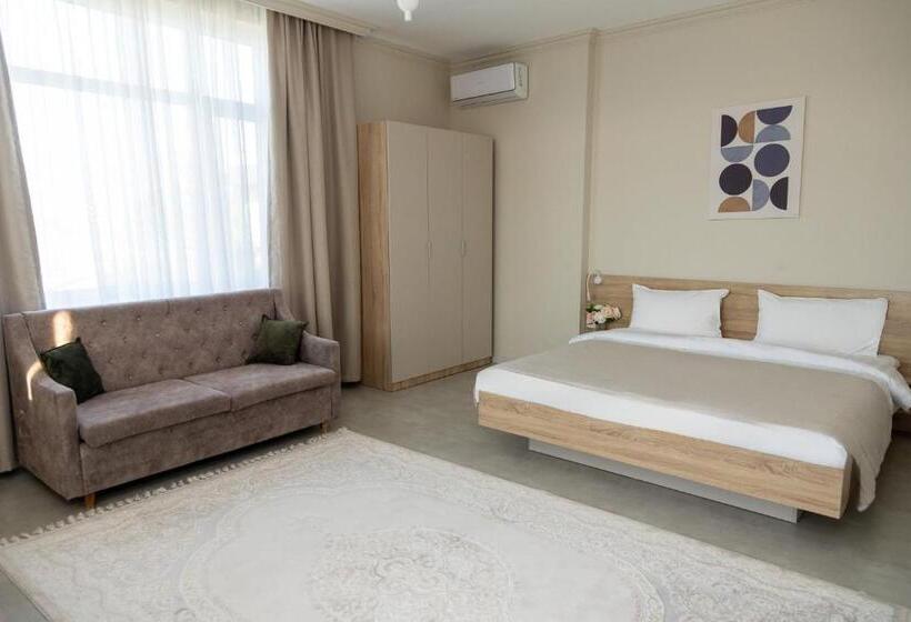 سوییت خانوادگی, Zhagalau Resort