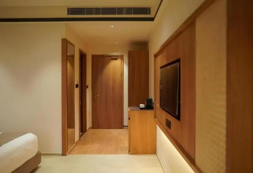 اتاق لوکس, Club Cabana