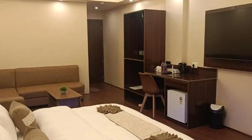 اتاق استاندارد با تخت بزرگ, Xcelsior Hotel And Spa By Roh