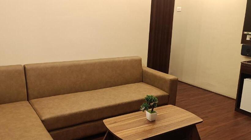 סוויטה, Xcelsior Hotel And Spa By Roh