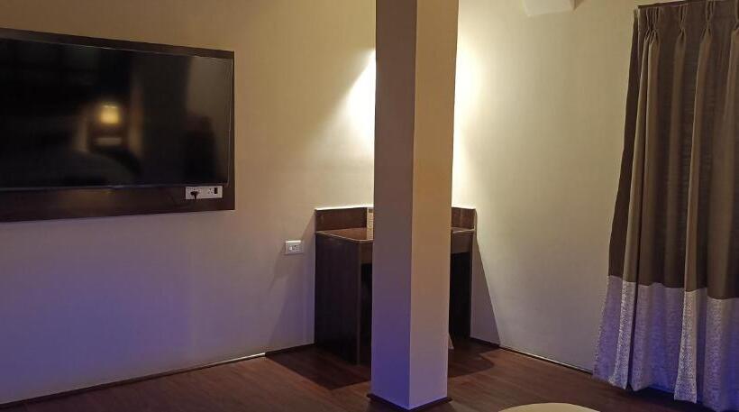 סוויטה, Xcelsior Hotel And Spa By Roh