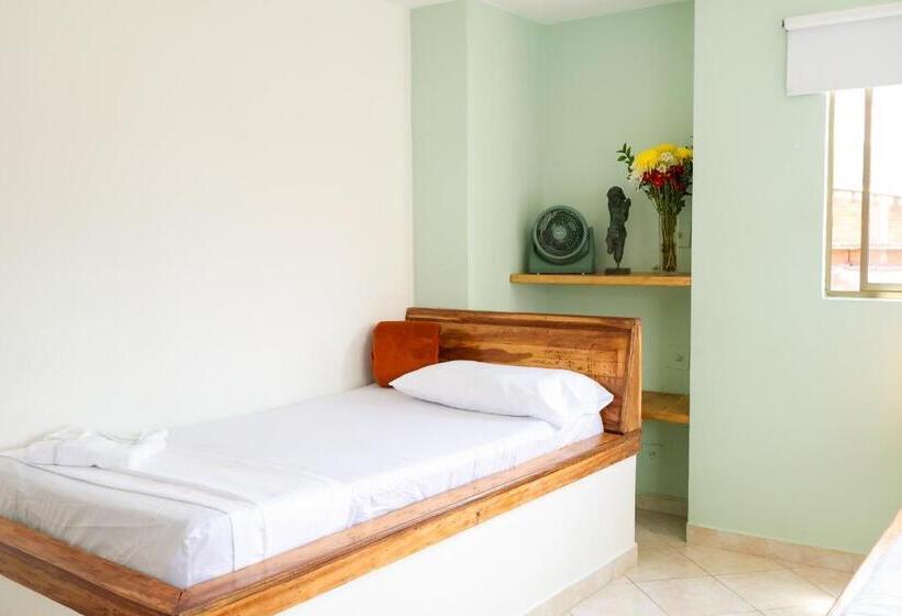 חדר אקונומי, Betell 7