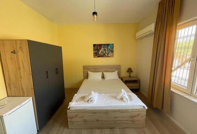 Номер Стандарт, Home S Butik
