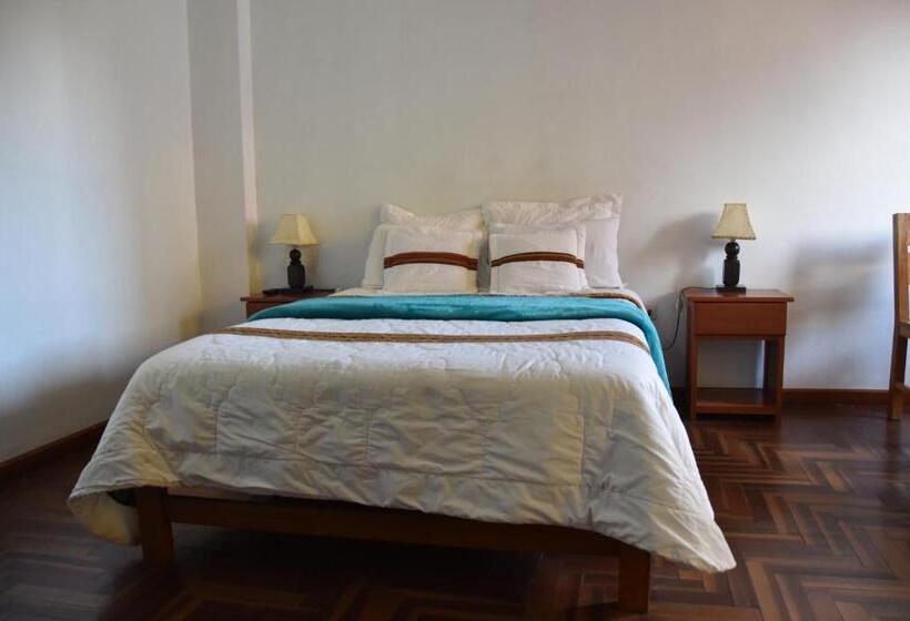 غرفة قياسية, Rajutuna Inn